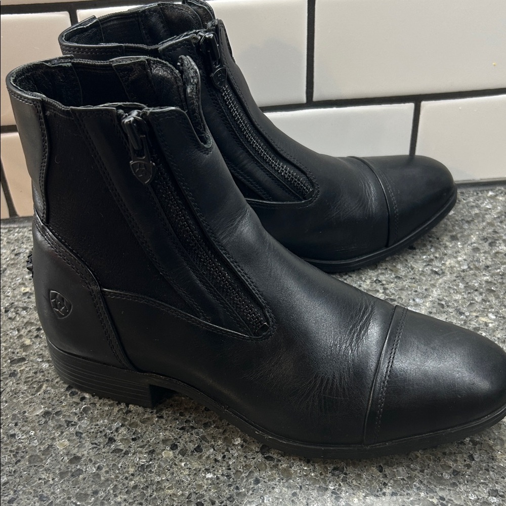 Ariat Black Leather Ankle Zip Booties